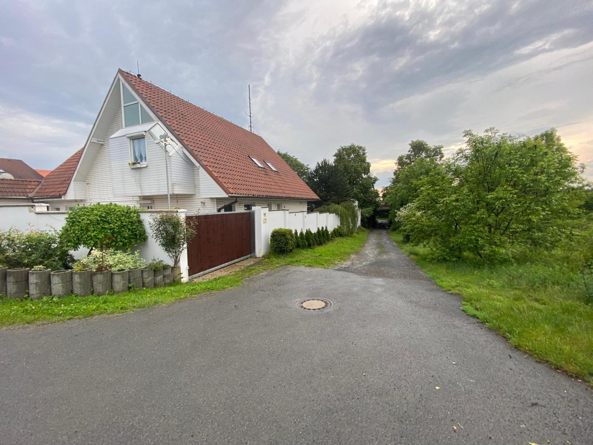 Homestay U Hanky Zdiby Exteriér fotografie